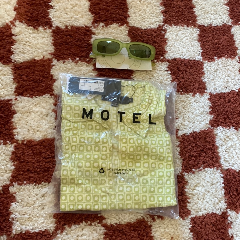 New outfit!! Urban Outfitters and motel green set